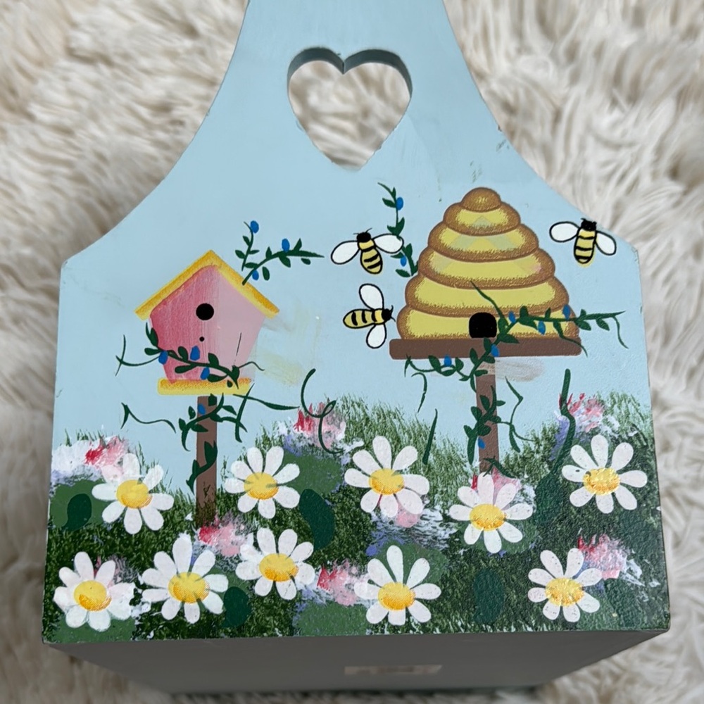 🎉HP🎉 Christmas Tree Shop Garden Tool Set with Floral Honey Bee Box 💗 - Picture 14 of 15